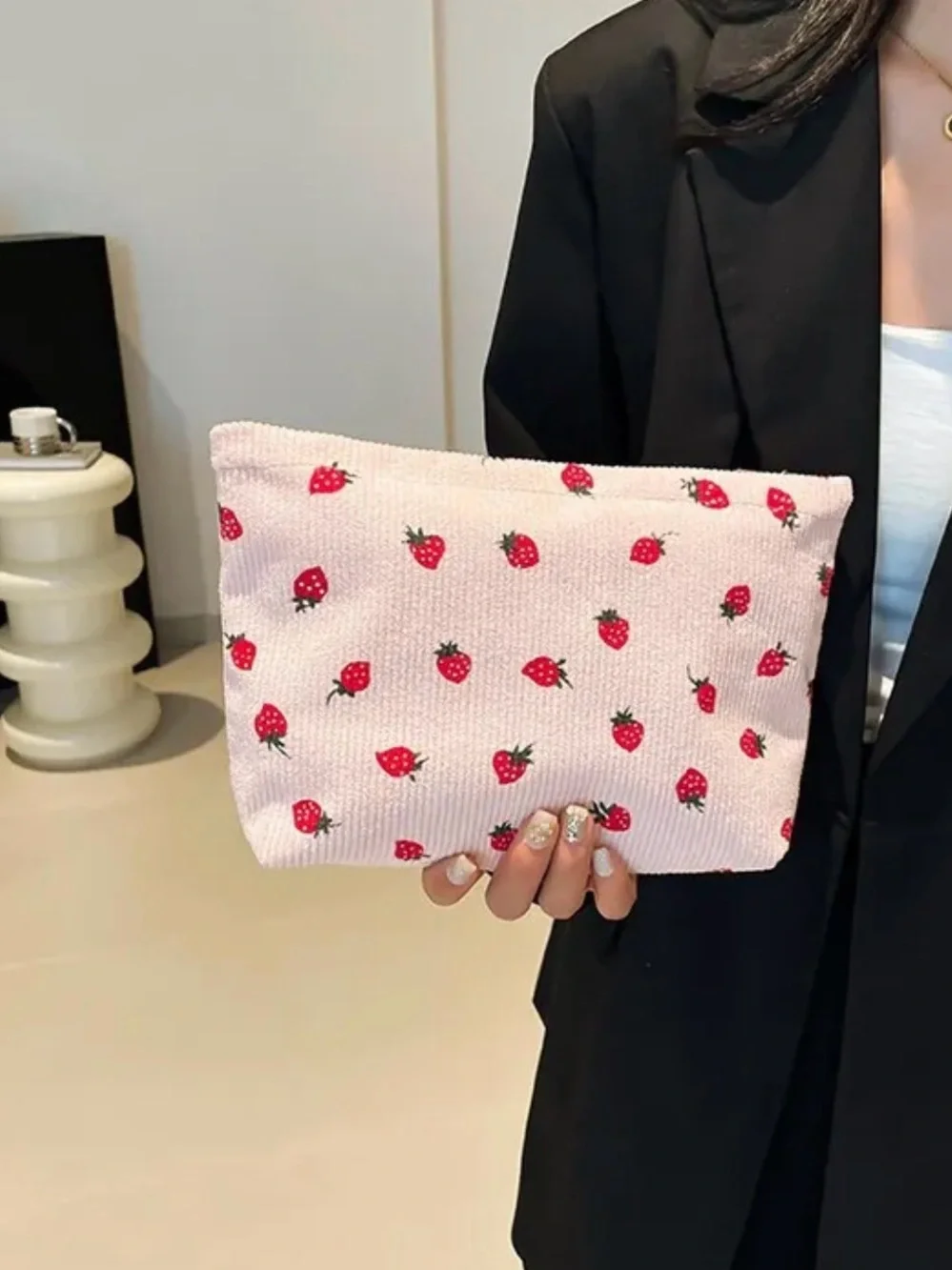 Cosmetic Pouch - Strawberry Print - Picture 2 of 4